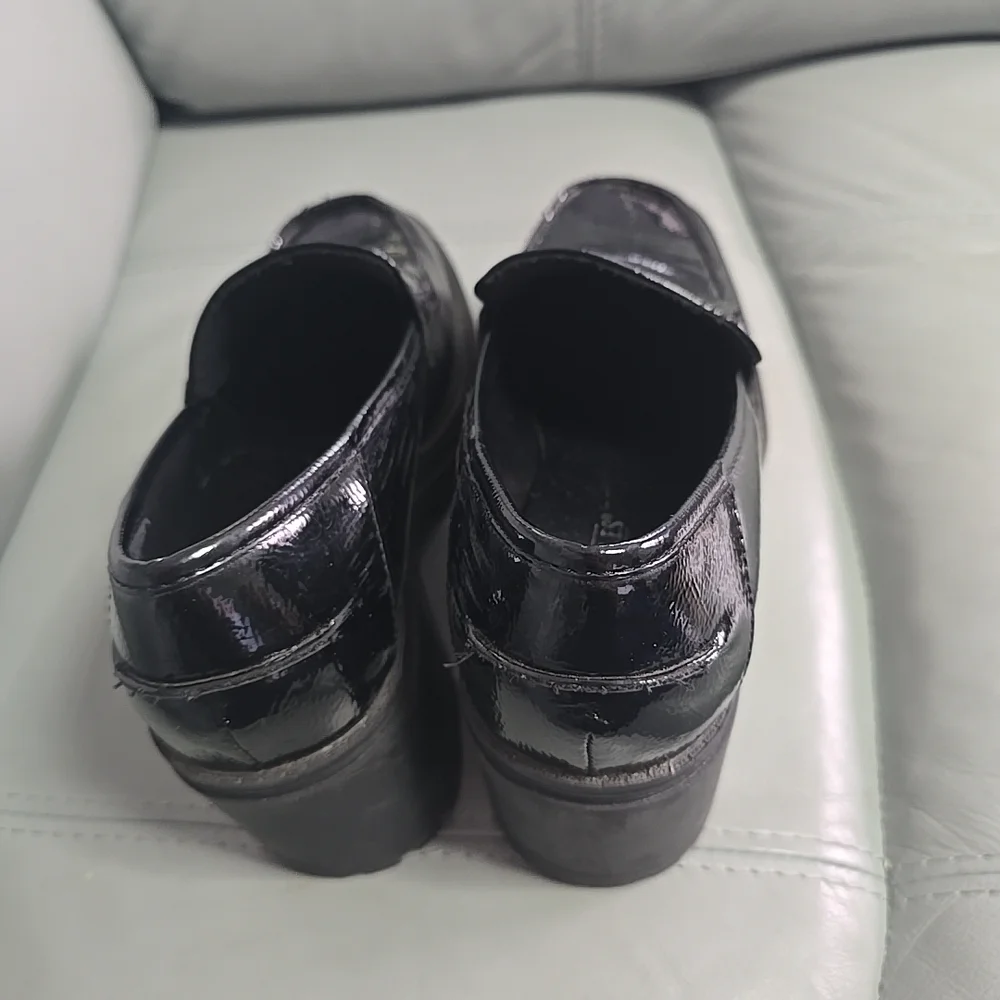 Seychelles Womens Black Patent‎ Leather With Chunky Lug Sole Loafers Size 8.5